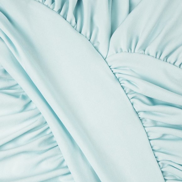 Deep V waist evening dress - Picture 8 of 9